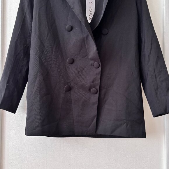 SNDYS Hills Double Breasted Blazer in Black - Picture 6 of 8